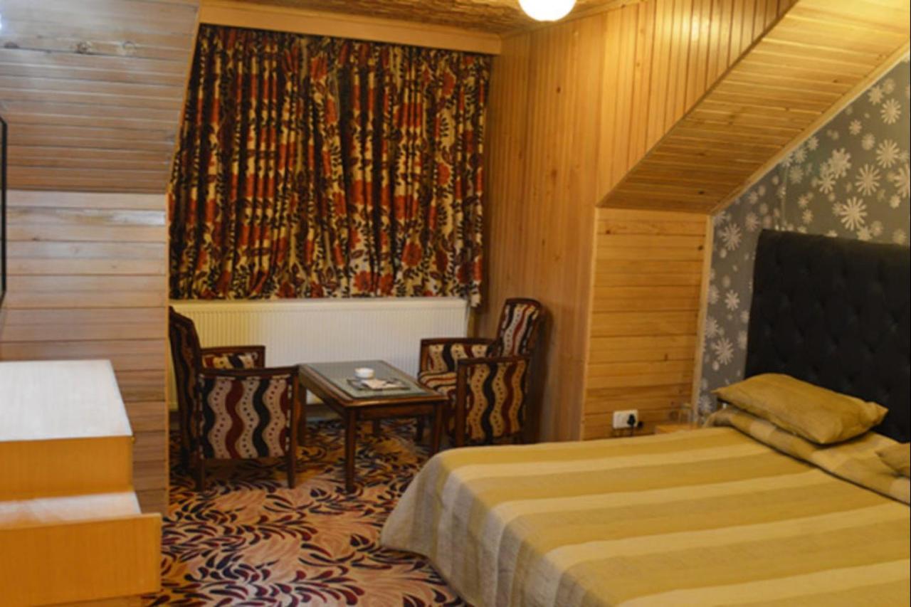 Hotel Hilltop Gulmarg JAMMU AND KASHMIR Exterior foto